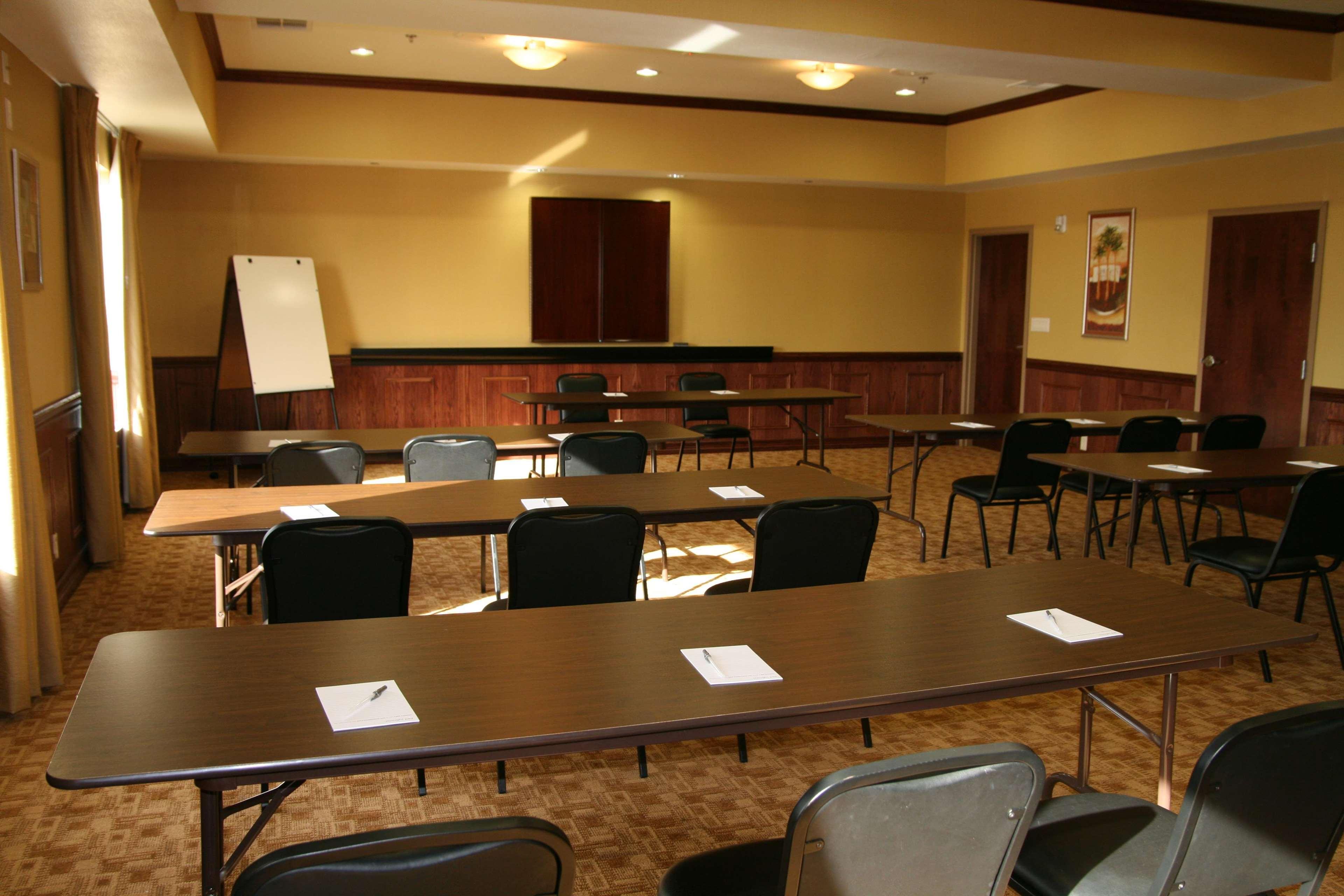 Hampton Inn & Suites Gainesville Facilități foto
