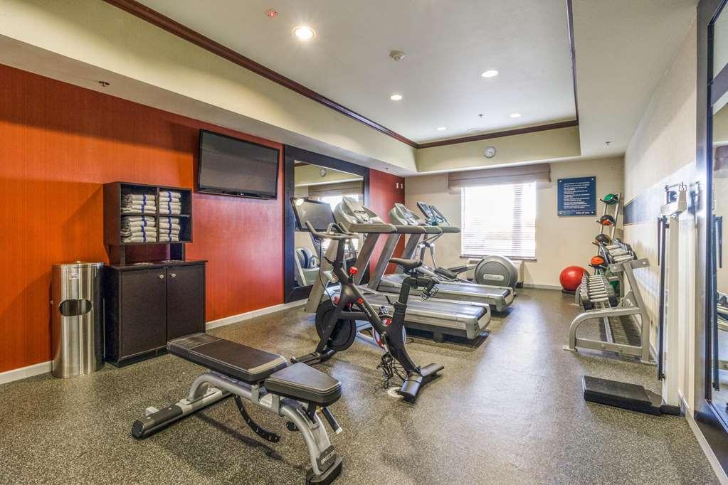 Hampton Inn & Suites Gainesville Facilități foto